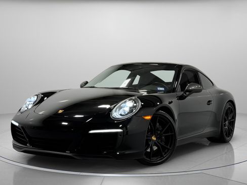 Used 2019 Porsche 911 Carrera T image 2