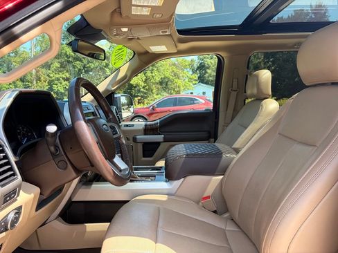 Used 2018 Ford F150 Lariat w/ Equipment Group 502A Luxury AWD/4WD image 10