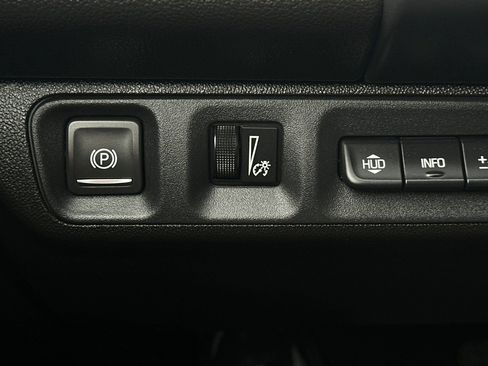 Used 2021 GMC Acadia Denali w/ Denali Technology Package image 33