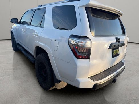 Used 2016 Toyota 4Runner Trail Premium image 3