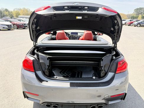 Used 2018 BMW M4 Convertible image 63