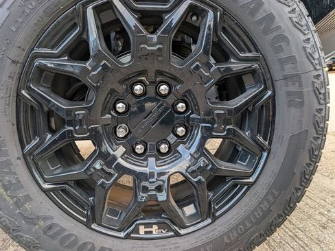 New 2026 GMC Hummer EV SUV image 6