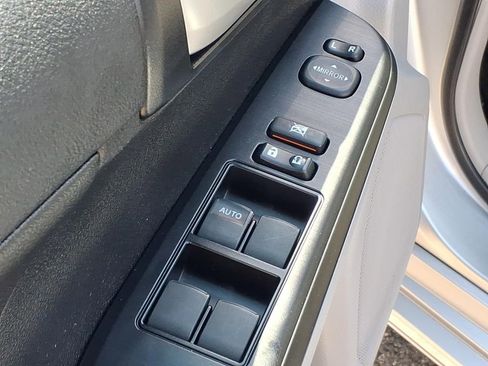 Used 2013 Toyota Camry LE w/ Preferred Accessory Pkg FWD image 11