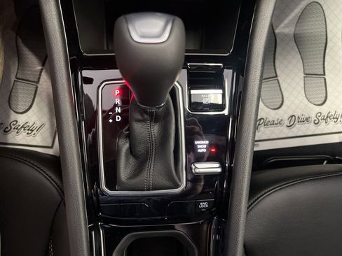 New 2026 Jeep Compass Limited image 15