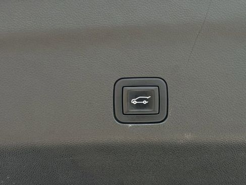 Used 2022 Chevrolet Tahoe RST w/ Luxury Package RWD image 35