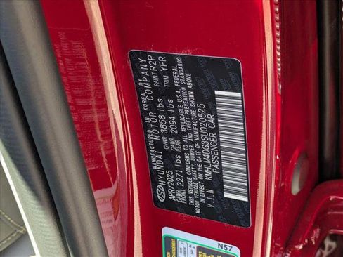 New 2025 Hyundai Elantra Sport image 18