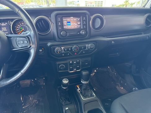 Used 2020 Jeep Wrangler Unlimited Sport S AWD/4WD image 30