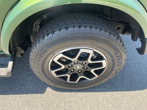Used 2025 Ford Bronco Outer Banks AWD/4WD image 7