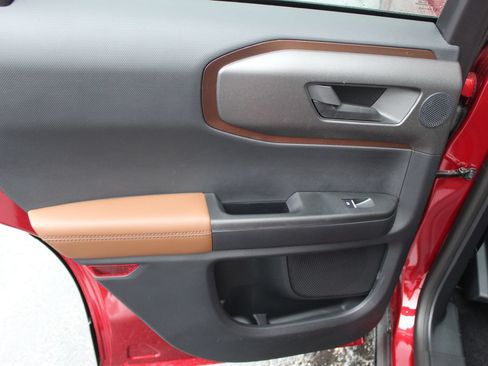 New 2025 Ford Bronco Sport Outer Banks w/ Outer Banks Tech Package+ AWD/4WD image 15