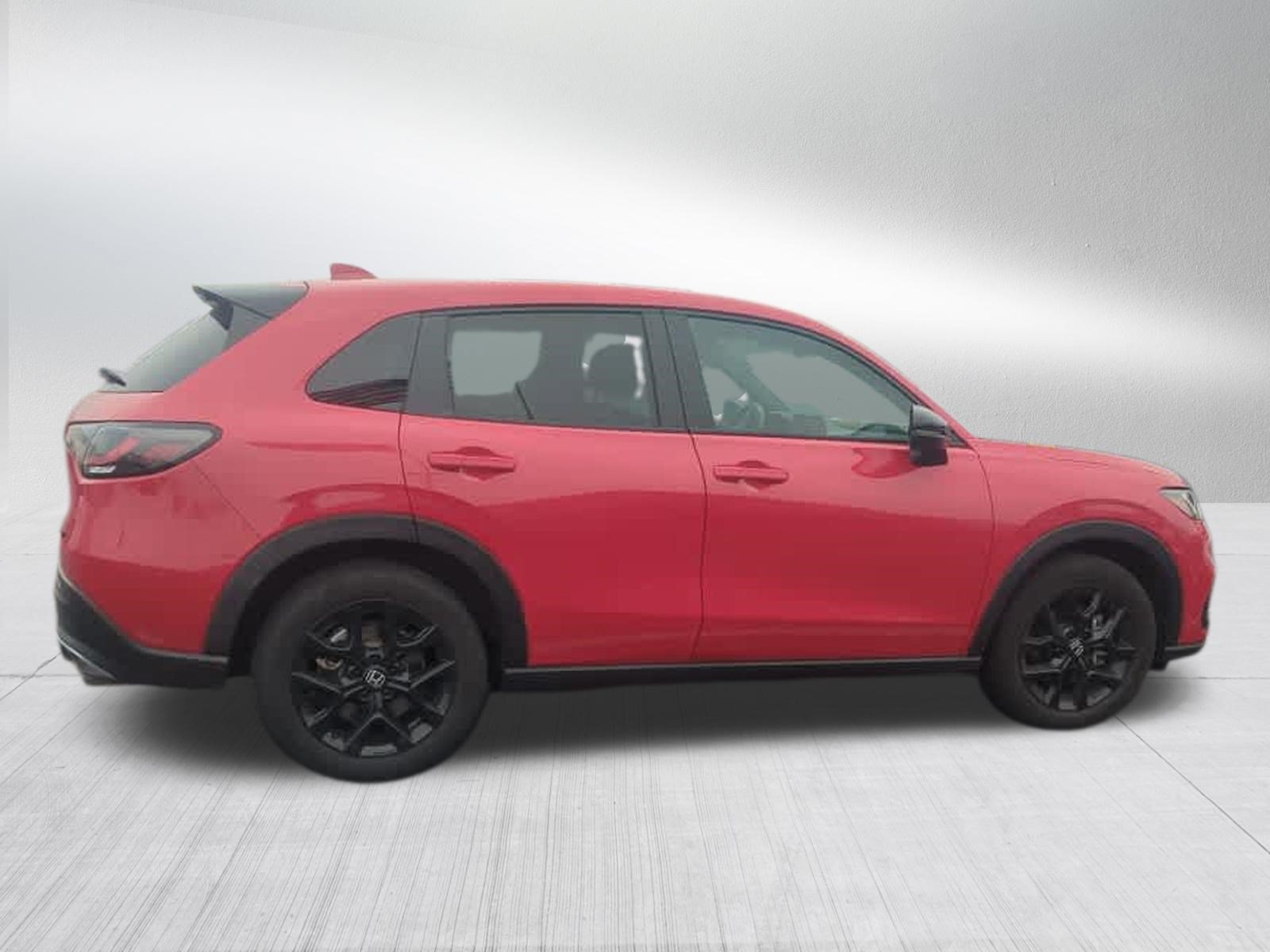 Used 2025 Honda HR-V Sport image 3