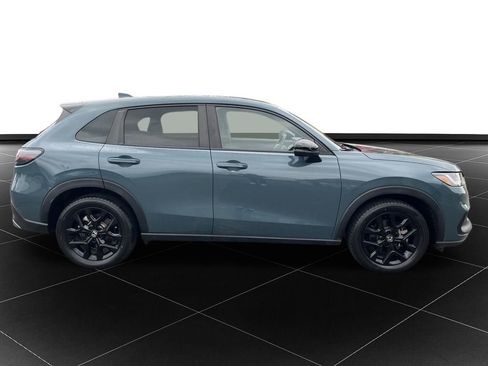 Used 2023 Honda HR-V Sport image 6