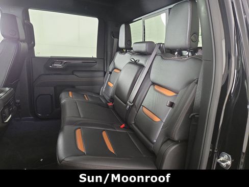 Certified 2025 GMC Sierra 2500 AT4 w/ AT4 Premium Plus Package AWD/4WD image 12
