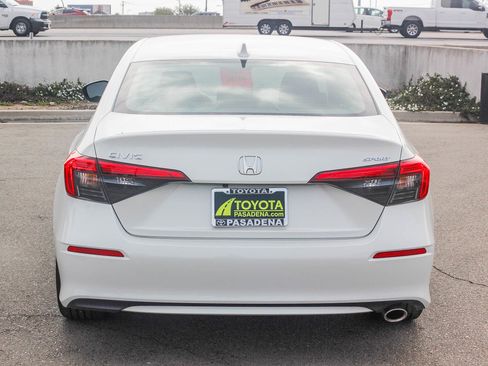 Used 2024 Honda Civic Sport image 7