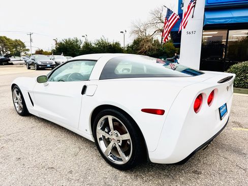 Used 2009 Chevrolet Corvette Coupe w/ Preferred Equipment Group image 23