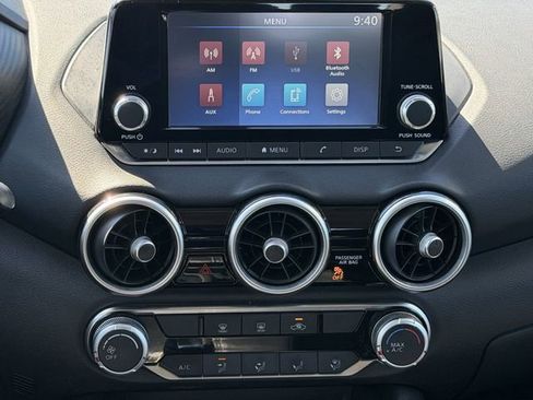 Used 2024 Nissan Sentra S image 15