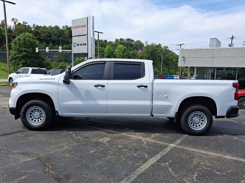 Used 2023 Chevrolet Silverado 1500 W/T w/ WT Value Package AWD/4WD image 7