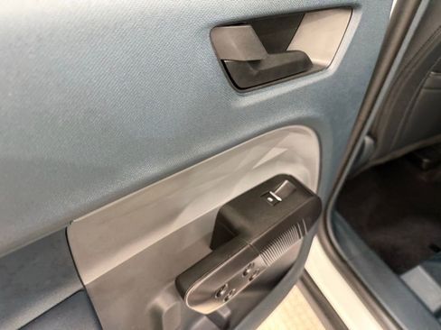 New 2025 Ford Maverick Lariat w/ Black Appearance Package image 16