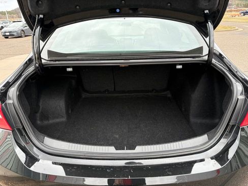 Used 2024 Chevrolet Malibu LT FWD image 4