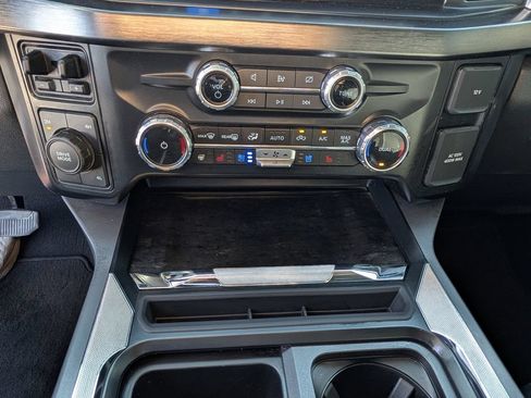 Used 2024 Ford F450 Lariat w/ Lariat Ultimate Package AWD/4WD image 16