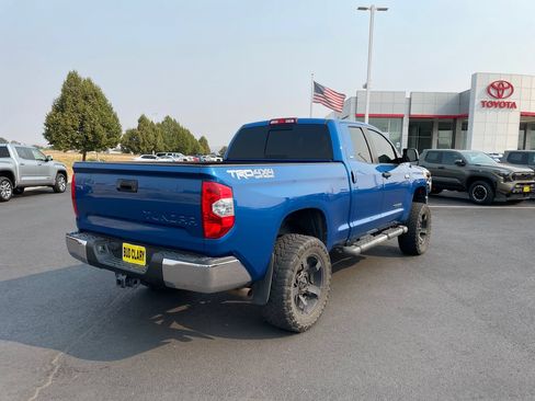 Used 2016 Toyota Tundra SR5 w/ TRD Off Road Package AWD/4WD image 3