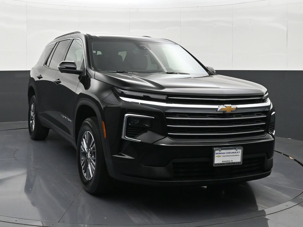 Certified 2026 Chevrolet Traverse LT w/ Driver Confidence Package FWD image 7
