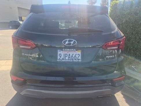Used 2017 Hyundai Santa Fe Sport FWD image 6
