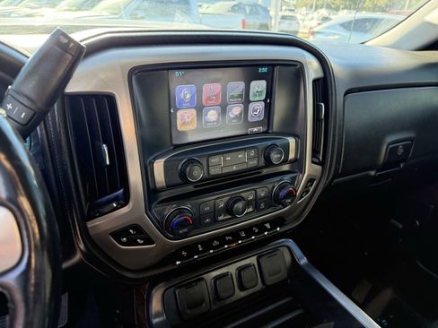 Used 2017 GMC Sierra 2500 Denali w/ Duramax Plus Package image 19
