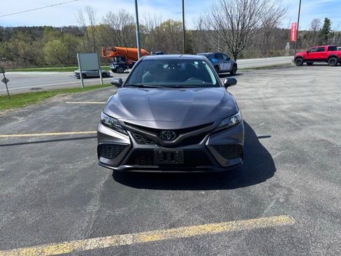 Used 2023 Toyota Camry SE w/ Blackout Package (TMS) AWD/4WD image 8