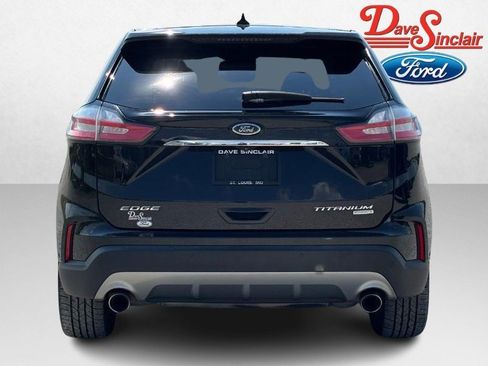 Used 2020 Ford Edge Titanium w/ Equipment Group 301A FWD image 8