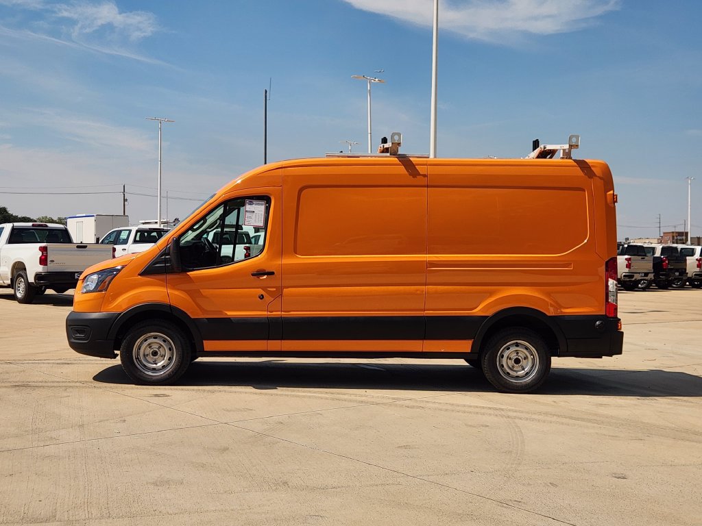 Used 2023 Ford Transit 150 Medium Roof RWD image 4