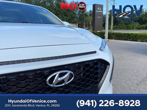Used 2018 Hyundai Kona SE FWD image 12