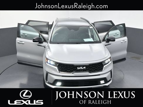 Used 2022 Kia Sorento SX AWD/4WD image 34