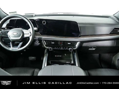 Used 2025 Chevrolet Tahoe LT AWD/4WD image 20