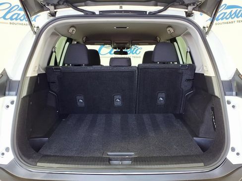 Used 2023 Nissan Rogue S FWD image 10