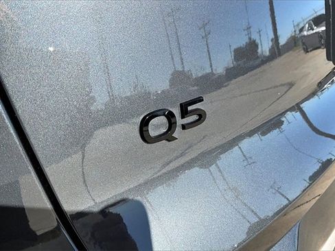 Used 2025 Audi Q5 Premium Plus w/ Premium Plus image 33
