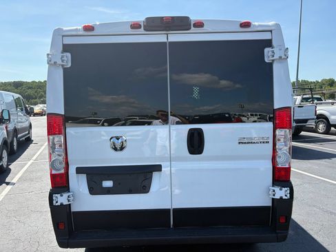Used 2025 RAM ProMaster 2500 w/ U-Haul Equipment Group FWD image 4