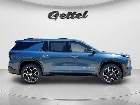 New 2026 Chevrolet Traverse High Country w/ LPO, Floor Liner Package AWD/4WD image 4