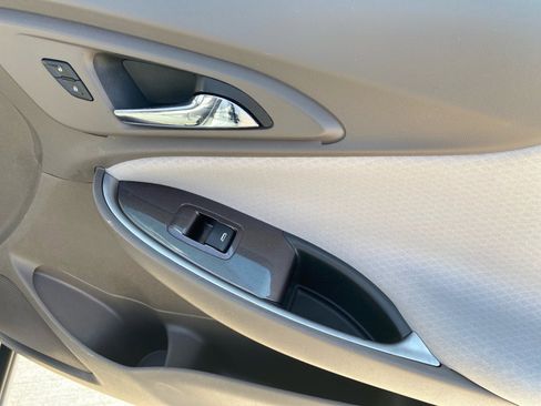 Used 2022 Chevrolet Malibu LS image 35