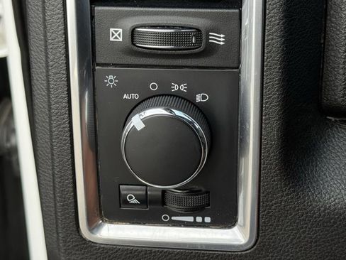 Used 2022 RAM 1500 Classic Warlock image 21