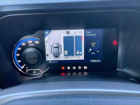 Used 2022 Ford Bronco Outer Banks w/ Sasquatch Package image 13