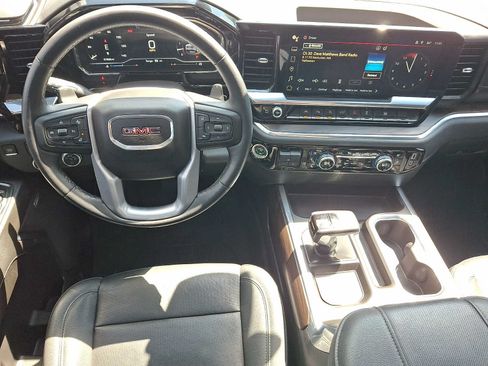 Used 2023 GMC Sierra 1500 SLT w/ SLT Premium Plus Package AWD/4WD image 14