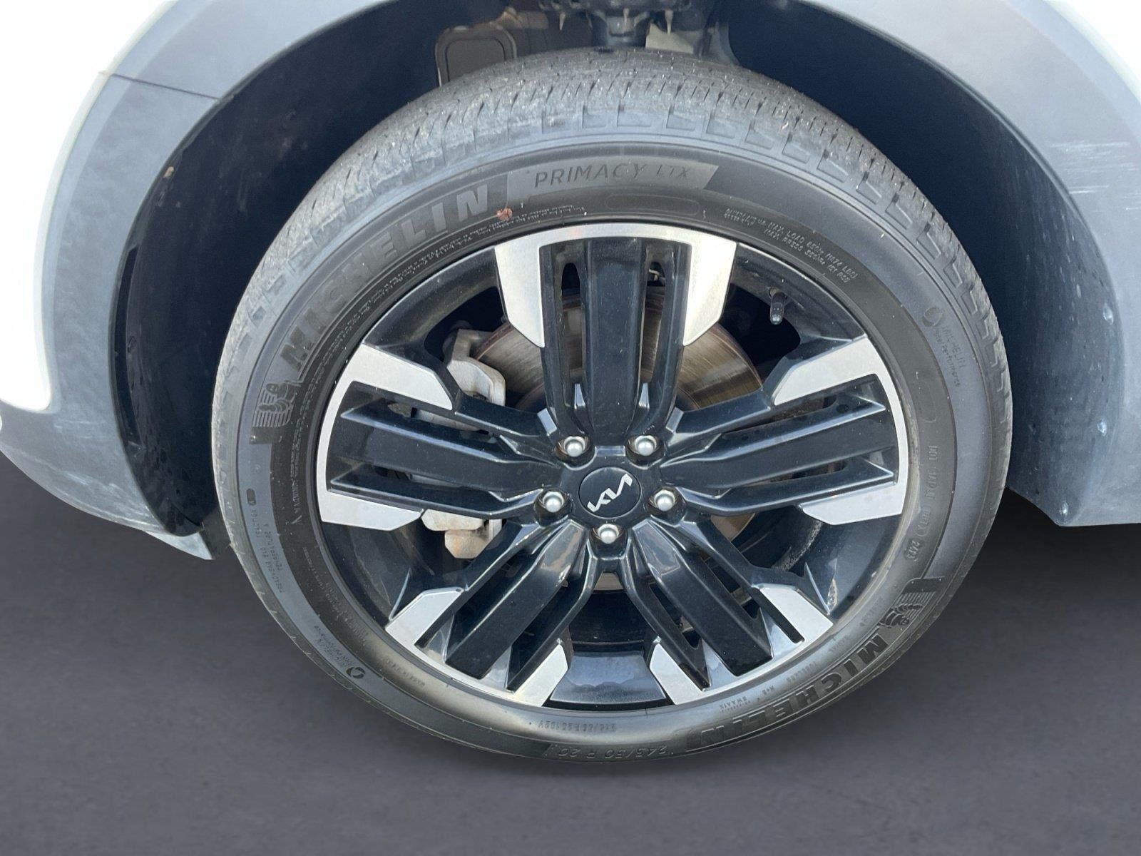 Used 2024 Kia Telluride SX AWD/4WD image 14