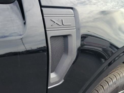 New 2025 Ford Maverick XL w/ Equipment Group 101A image 11