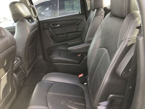 Used 2017 GMC Acadia Limited SLT image 2