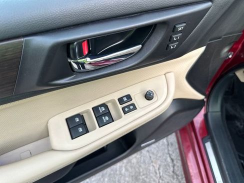 Used 2016 Subaru Legacy 2.5i Limited image 8