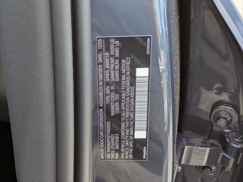 New 2026 Volvo XC90 T8 Plus w/ Protection Package Premier image 15