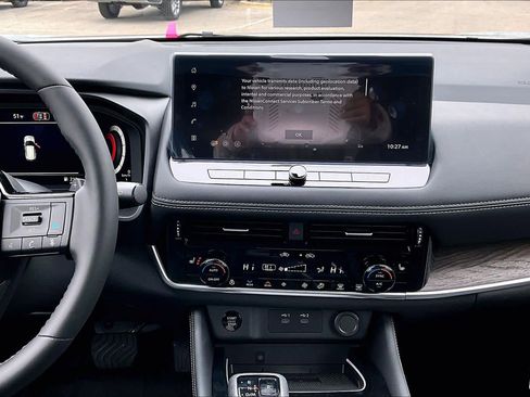 New 2026 Nissan Rogue Platinum w/ Platinum Premium Package image 6