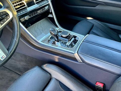 Used 2019 BMW M850i xDrive Convertible image 16