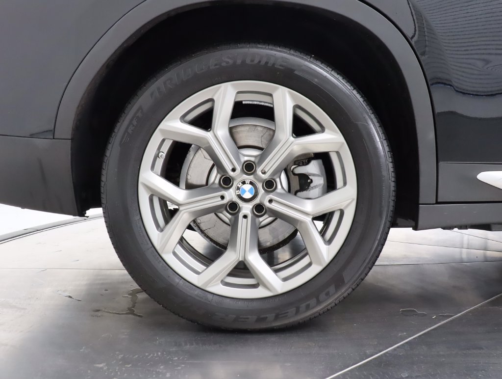 Used 2023 BMW X4 xDrive30i w/ Premium Package AWD/4WD image 43
