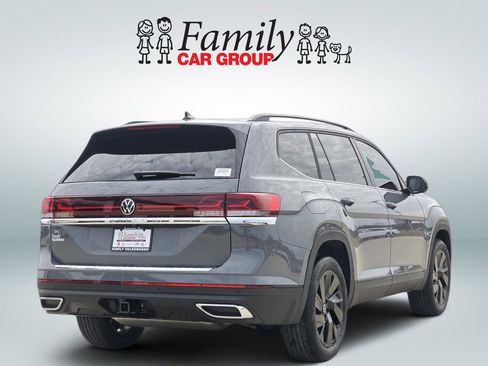 New 2026 Volkswagen Atlas SE FWD image 4